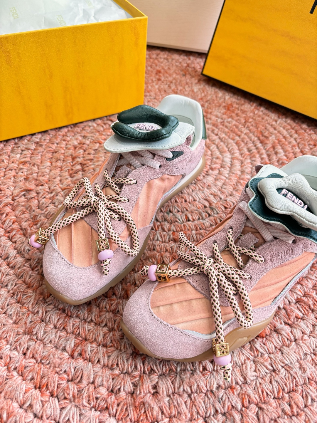 🌾G029顶级品质𝐅𝐄𝐍𝐃𝐈｜26春夏新款Wave Pulsea魔术贴德训阿甘鞋把春天穿在脚上立体花朵装