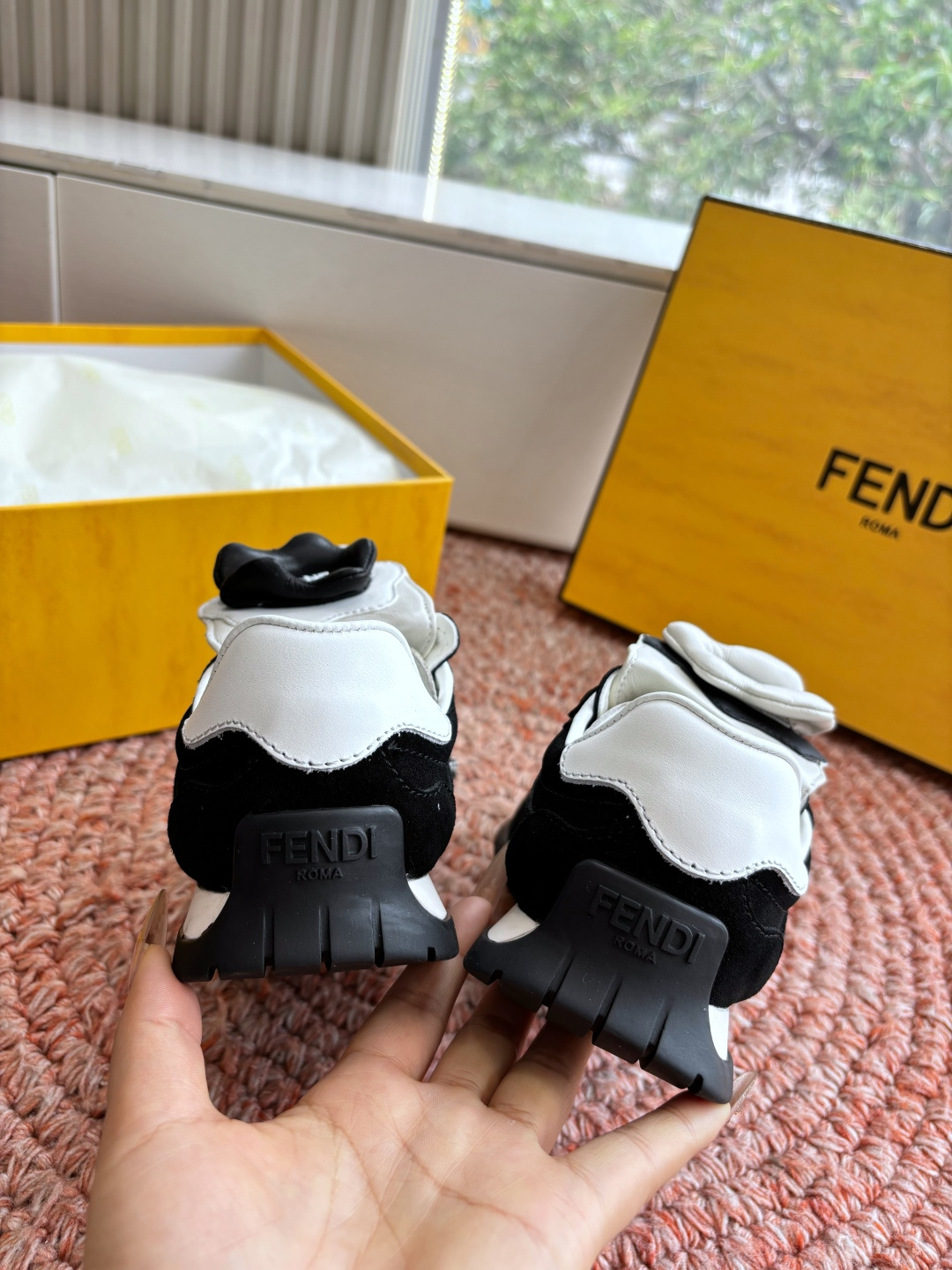 🌾G029顶级品质𝐅𝐄𝐍𝐃𝐈｜26春夏新款Wave Pulsea魔术贴德训阿甘鞋把春天穿在脚上立体花朵装