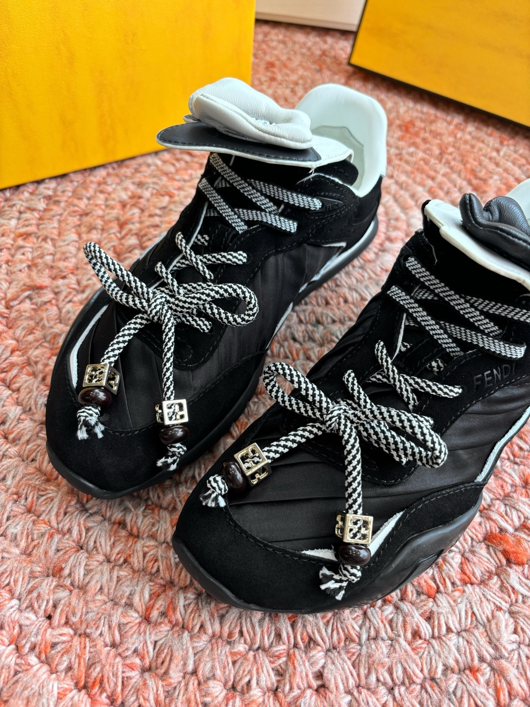 🌾G029顶级品质𝐅𝐄𝐍𝐃𝐈｜26春夏新款Wave Pulsea魔术贴德训阿甘鞋把春天穿在脚上立体花朵装