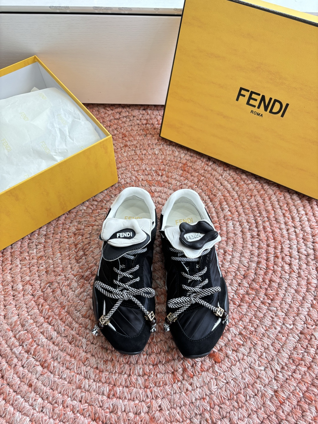 🌾G029顶级品质𝐅𝐄𝐍𝐃𝐈｜26春夏新款Wave Pulsea魔术贴德训阿甘鞋把春天穿在脚上立体花朵装