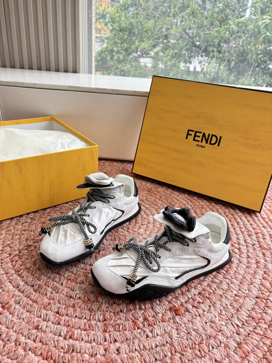 🌾G029顶级品质𝐅𝐄𝐍𝐃𝐈｜26春夏新款Wave Pulsea魔术贴德训阿甘鞋把春天穿在脚上立体花朵装