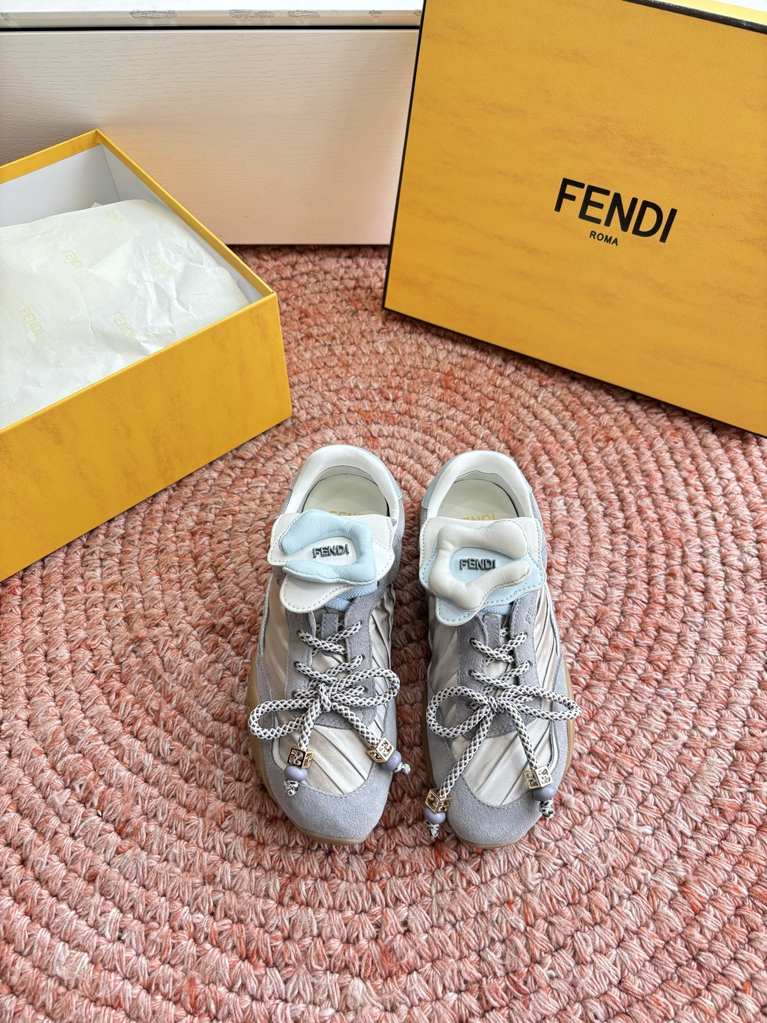 🌾G029顶级品质𝐅𝐄𝐍𝐃𝐈｜26春夏新款Wave Pulsea魔术贴德训阿甘鞋把春天穿在脚上立体花朵装