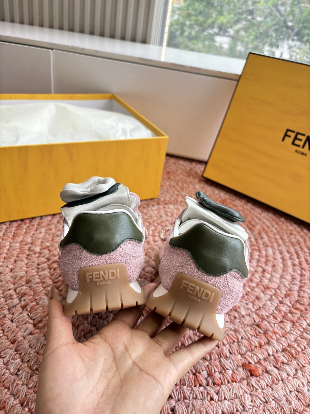 🌾G029顶级品质𝐅𝐄𝐍𝐃𝐈｜26春夏新款Wave Pulsea魔术贴德训阿甘鞋把春天穿在脚上立体花朵装