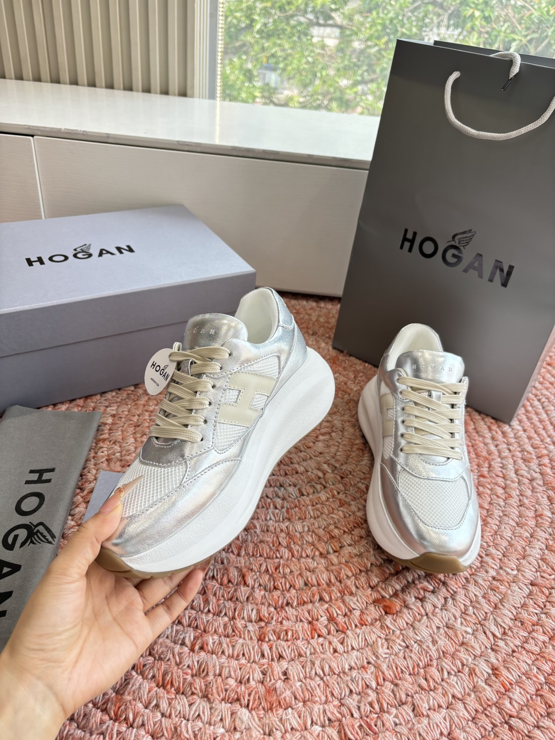 🌾G398HOGAN霍根鞋子德训鞋26新配色这可让我怎么选呀？看迷糊了吧这波hog都很好看最喜欢还是脚感