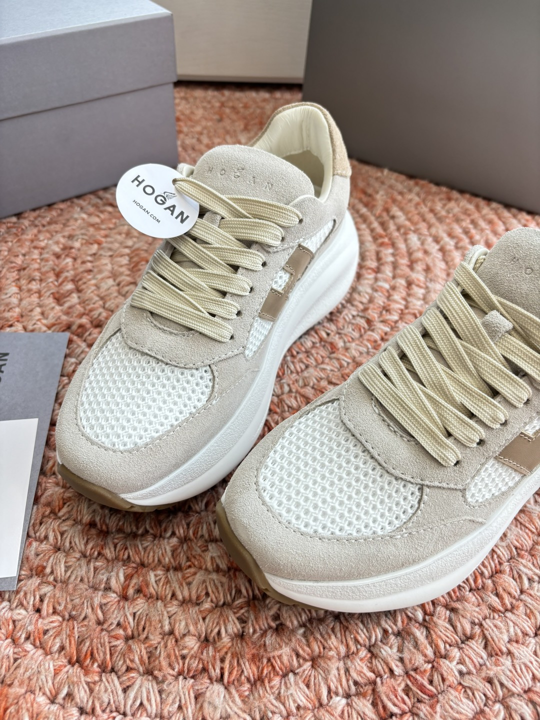 🌾G398HOGAN霍根鞋子德训鞋26新配色这可让我怎么选呀？看迷糊了吧这波hog都很好看最喜欢还是脚感