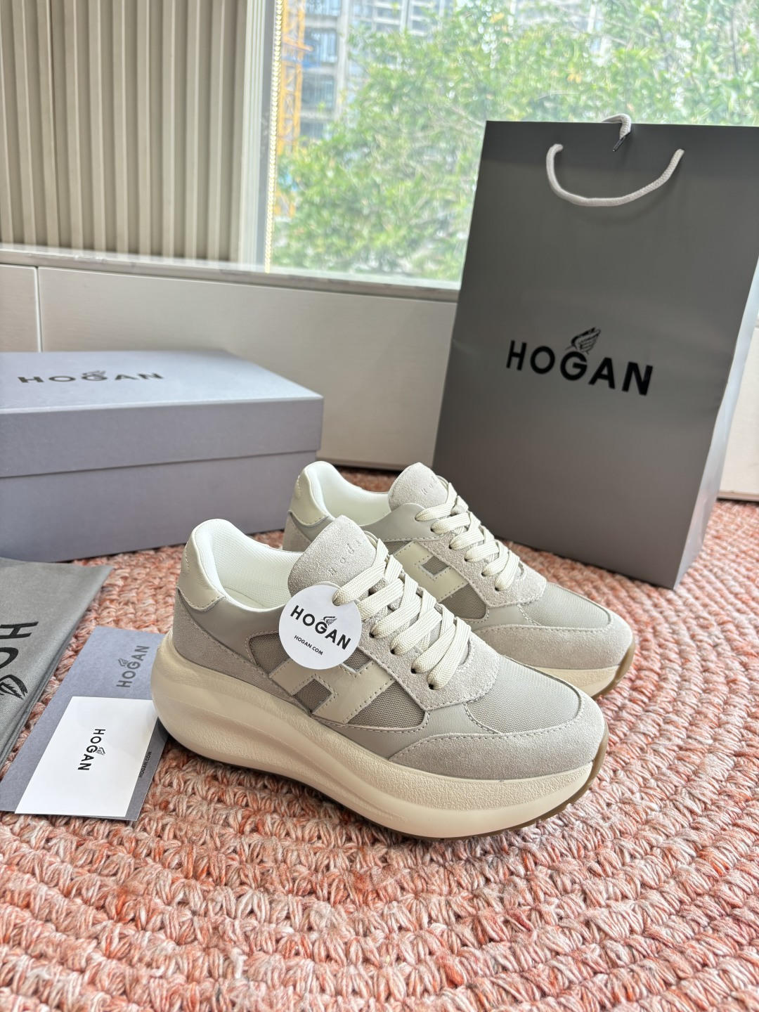 🌾G398HOGAN霍根鞋子德训鞋26新配色这可让我怎么选呀？看迷糊了吧这波hog都很好看最喜欢还是脚感