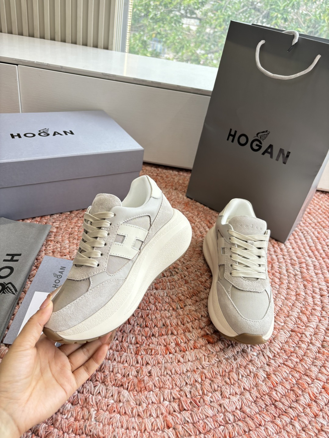 🌾G398HOGAN霍根鞋子德训鞋26新配色这可让我怎么选呀？看迷糊了吧这波hog都很好看最喜欢还是脚感
