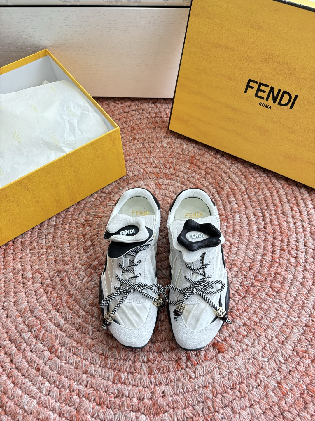 🌾G029顶级品质𝐅𝐄𝐍𝐃𝐈｜26春夏新款Wave Pulsea魔术贴德训阿甘鞋把春天穿在脚上立体花朵装