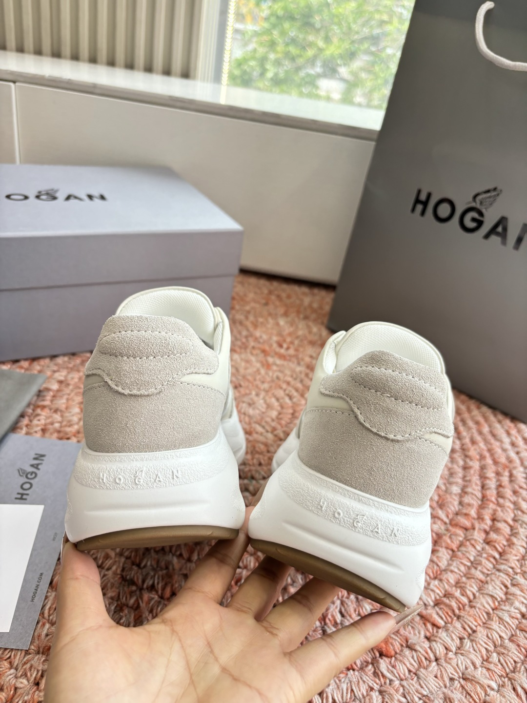 🌾G398HOGAN霍根鞋子德训鞋26新配色这可让我怎么选呀？看迷糊了吧这波hog都很好看最喜欢还是脚感