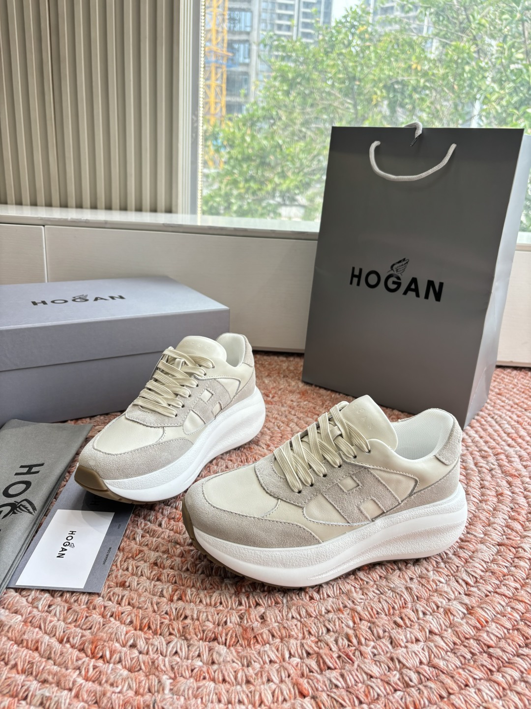 🌾G398HOGAN霍根鞋子德训鞋26新配色这可让我怎么选呀？看迷糊了吧这波hog都很好看最喜欢还是脚感