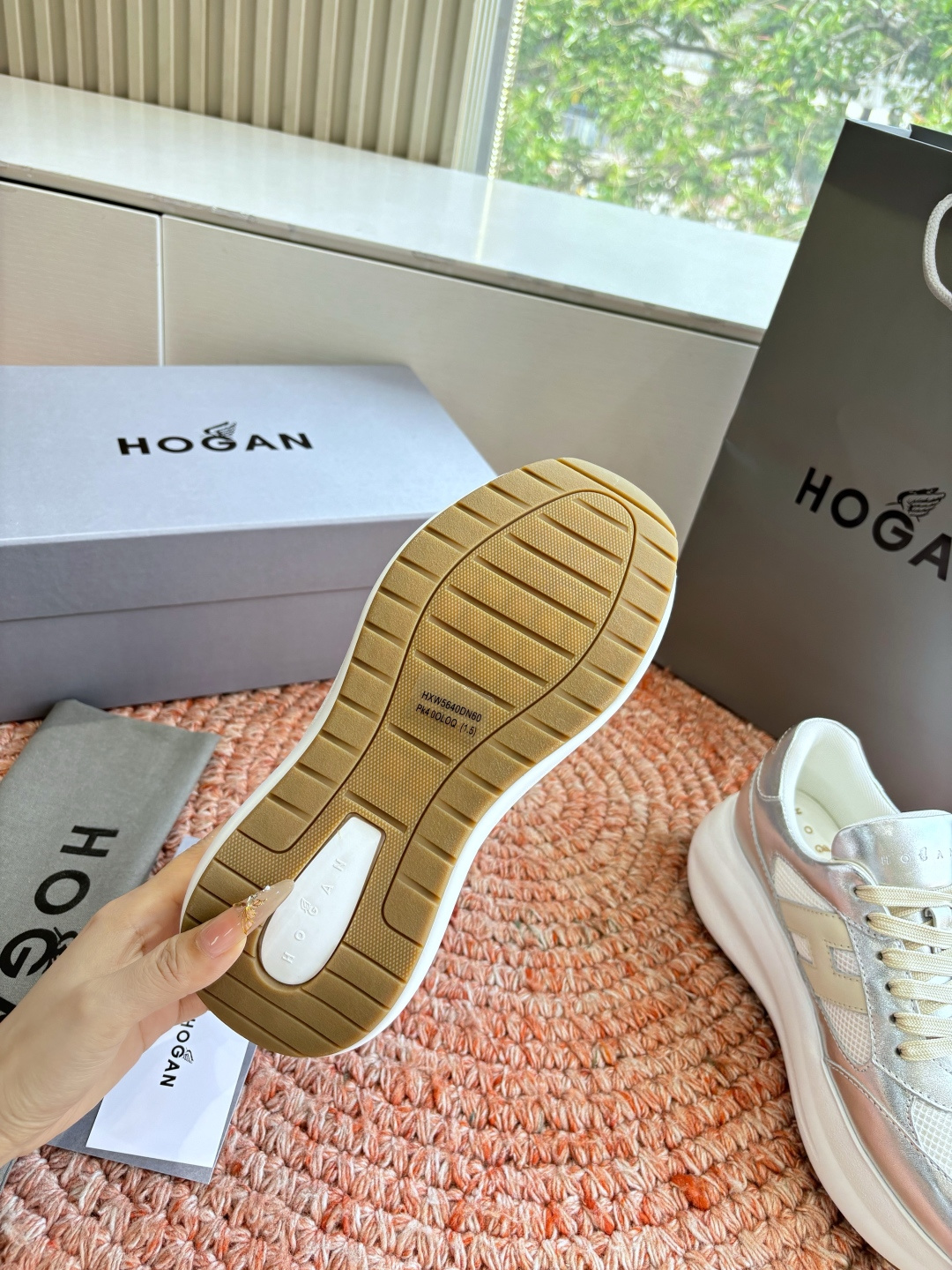 🌾G398HOGAN霍根鞋子德训鞋26新配色这可让我怎么选呀？看迷糊了吧这波hog都很好看最喜欢还是脚感