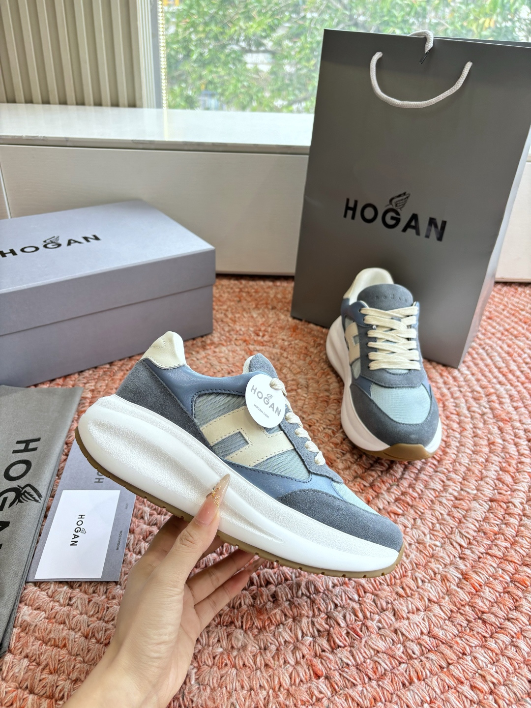 🌾G398HOGAN霍根鞋子德训鞋26新配色这可让我怎么选呀？看迷糊了吧这波hog都很好看最喜欢还是脚感
