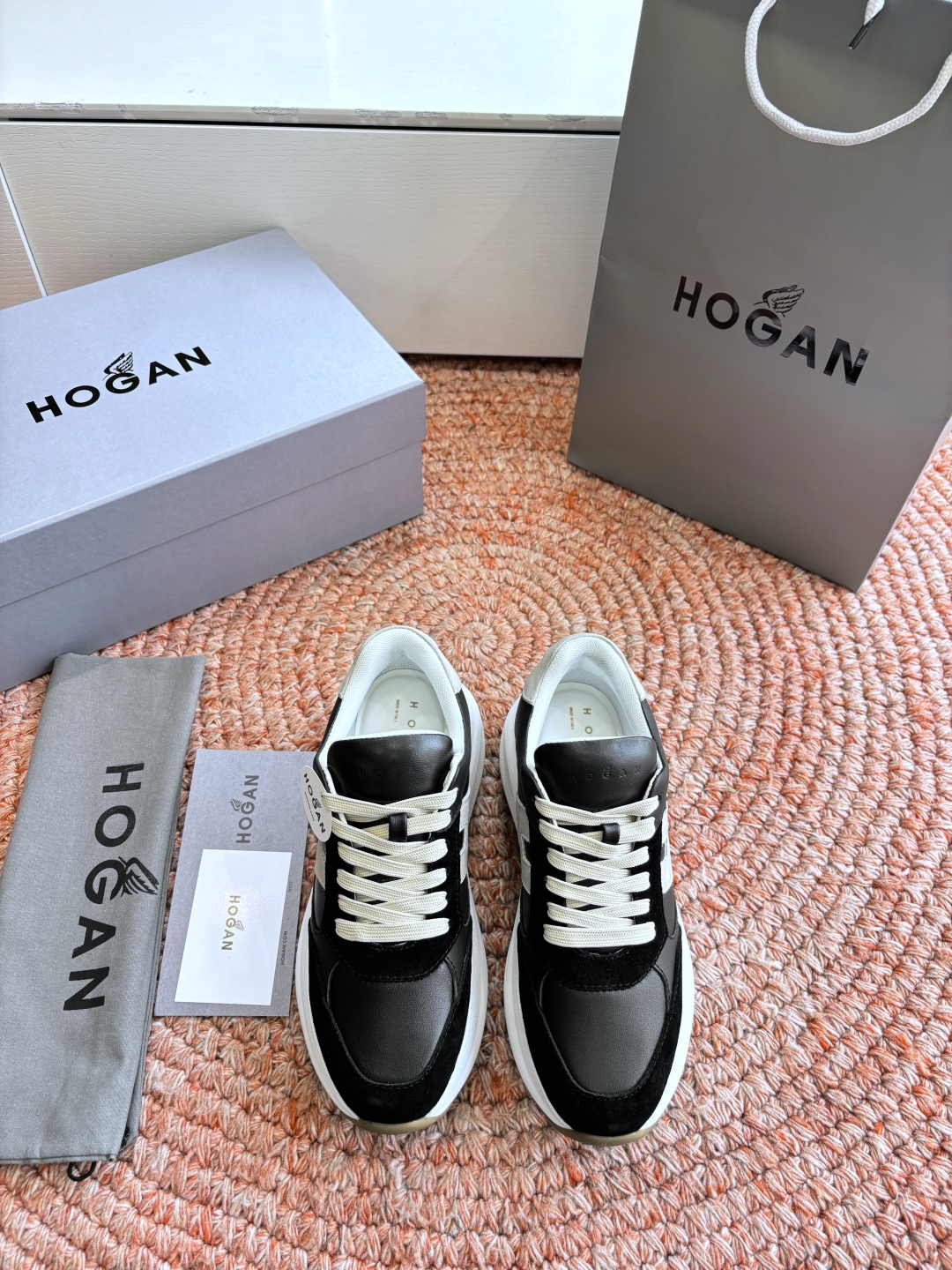 🌾G398HOGAN霍根鞋子德训鞋26新配色这可让我怎么选呀？看迷糊了吧这波hog都很好看最喜欢还是脚感