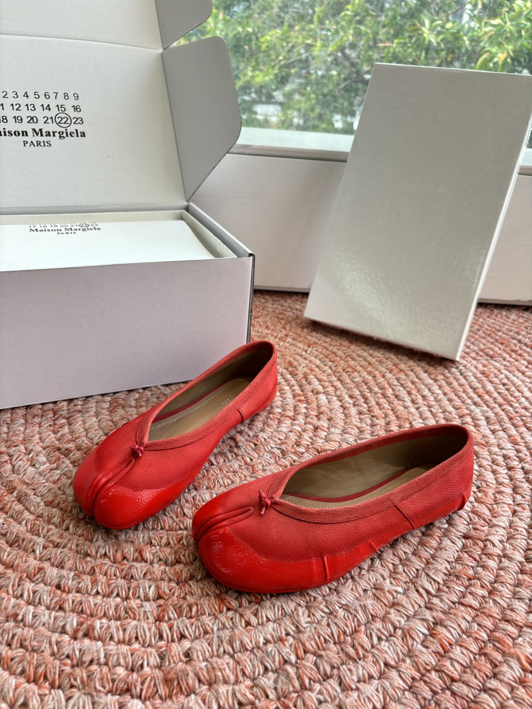 🌾G077代购级别2026 5Maison Margie马吉拉•分趾粗跟平底复古玛丽珍娃娃头苹果头芭蕾舞