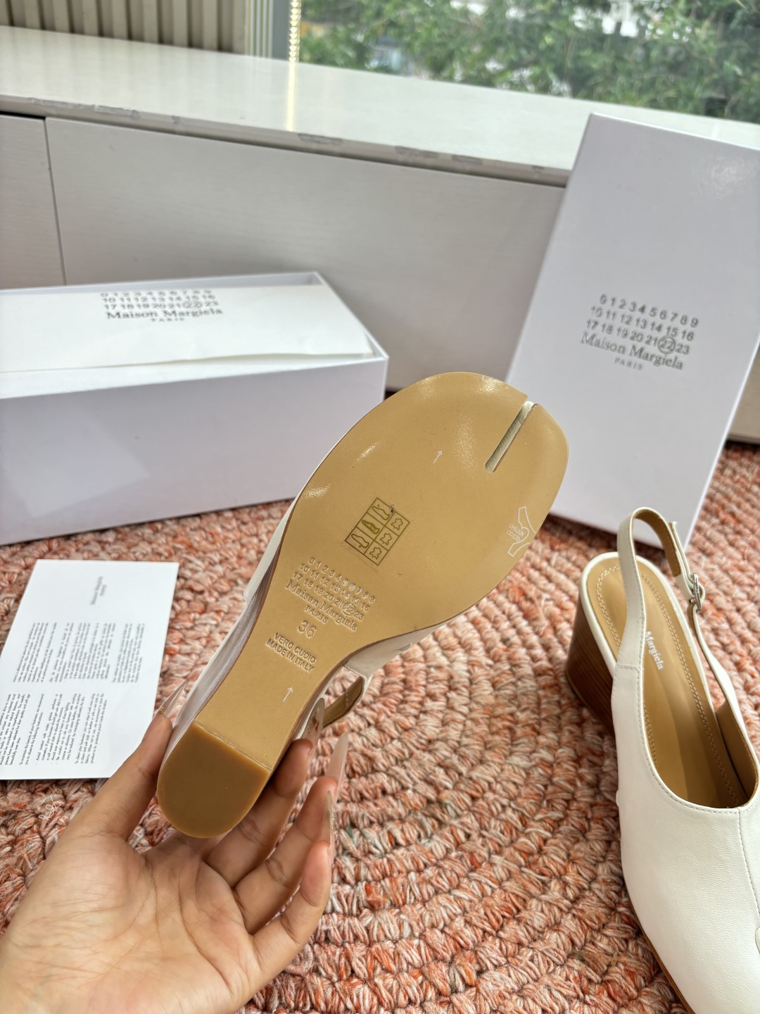 🌾G012代购级别2026 5Maison Margie马吉拉•分趾粗跟平底复古玛丽珍坡跟芭蕾舞指鱼嘴单