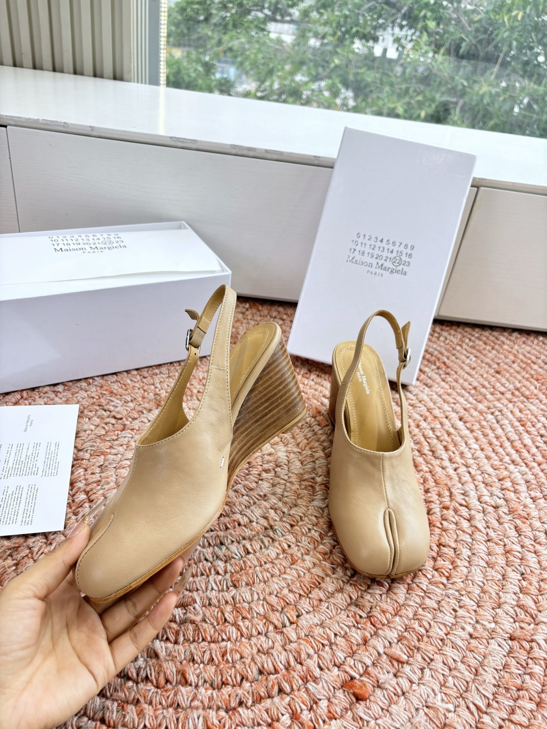 🌾G012代购级别2026 5Maison Margie马吉拉•分趾粗跟平底复古玛丽珍坡跟芭蕾舞指鱼嘴单