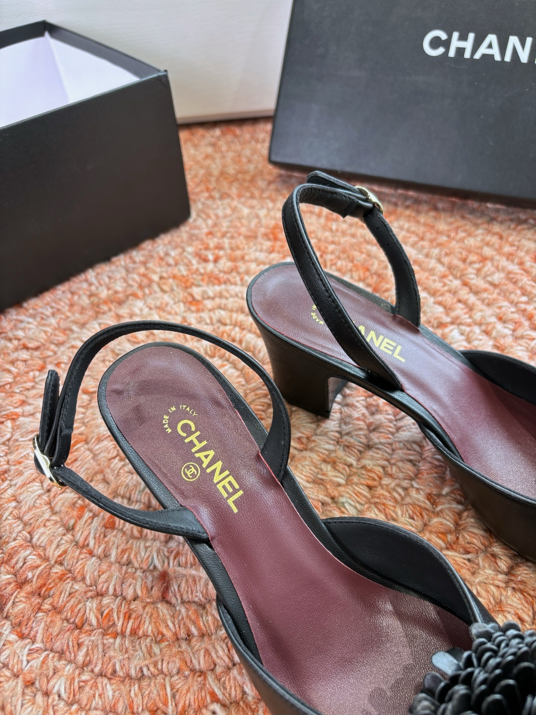 🌾G391所见即所得代购级CHANE*2026小香奈儿早春爆品毛球鞋花单鞋妥妥的自留款！！比经典款Sli