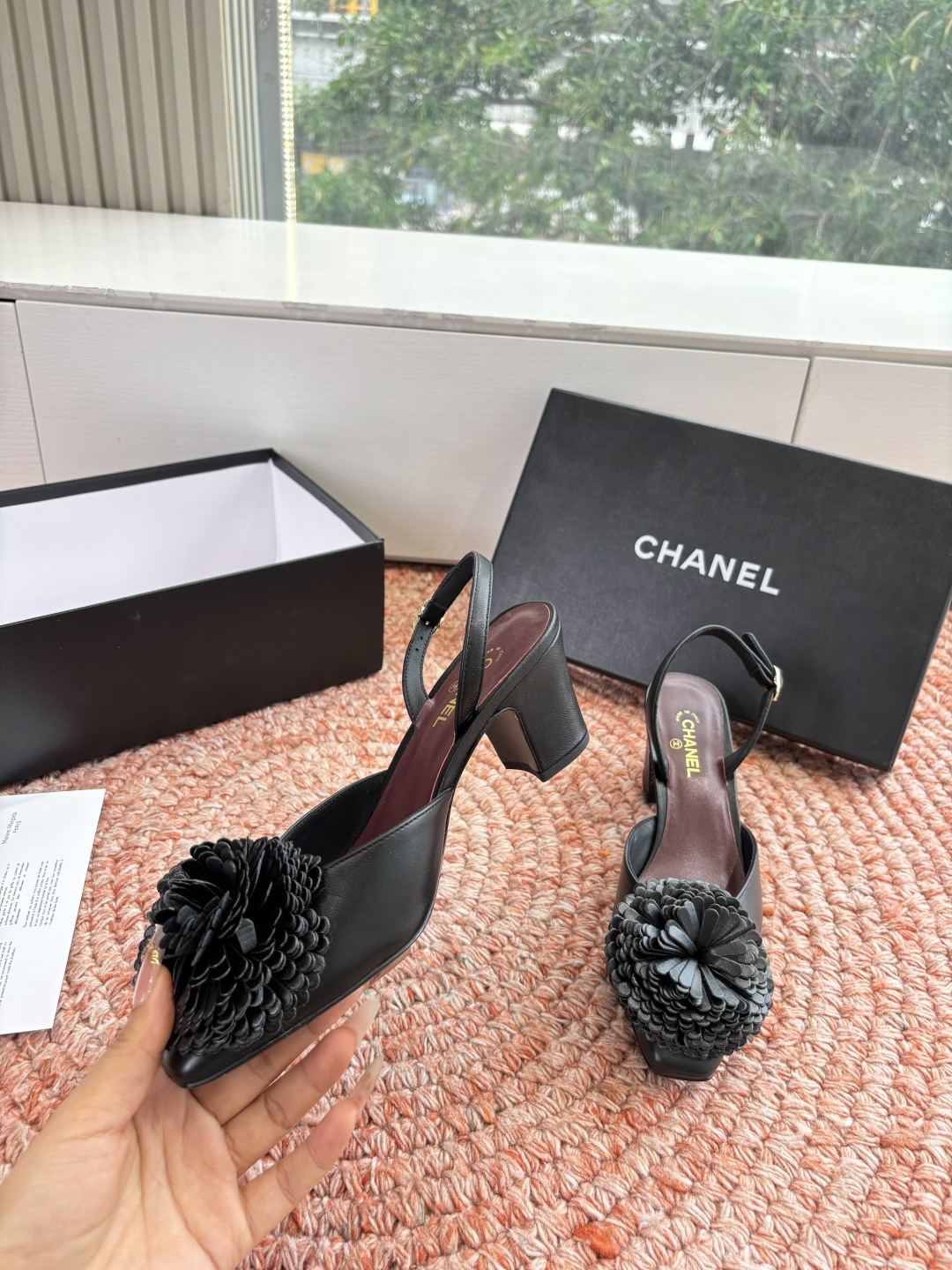 🌾G391所见即所得代购级CHANE*2026小香奈儿早春爆品毛球鞋花单鞋妥妥的自留款！！比经典款Sli