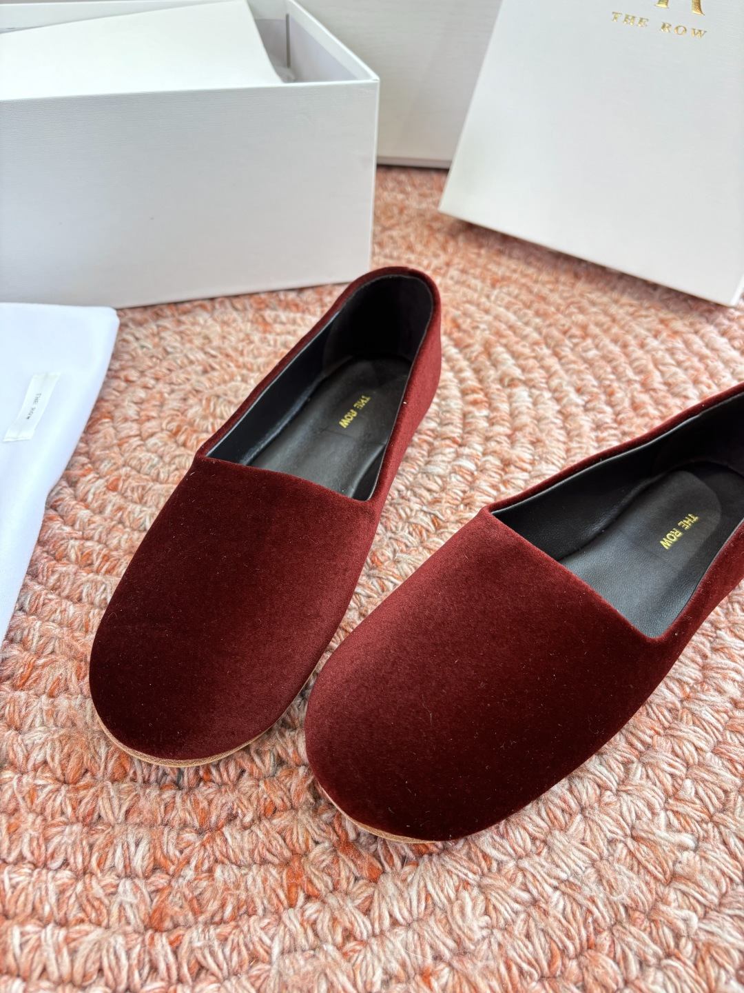 🌾G028😀THE ROW 新品极简圆头 玛丽珍单鞋The Row新一季的设计延续极简主义新款 Cana