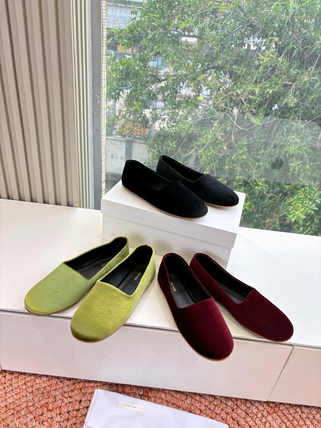 🌾G028😀THE ROW 新品极简圆头 玛丽珍单鞋The Row新一季的设计延续极简主义新款 Cana