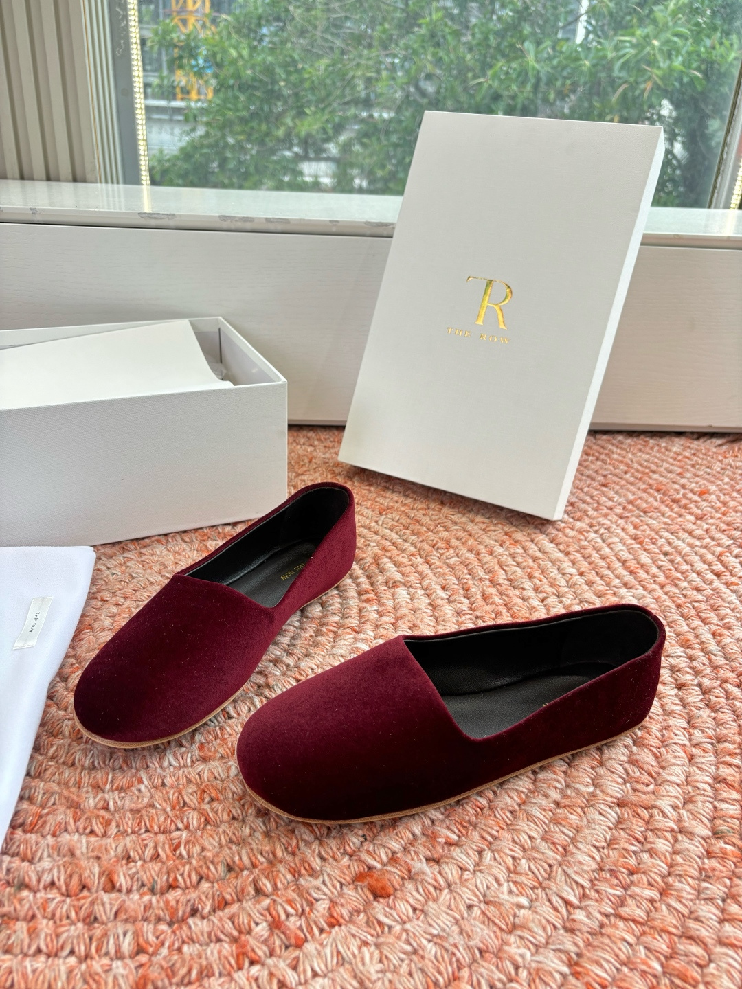 🌾G028😀THE ROW 新品极简圆头 玛丽珍单鞋The Row新一季的设计延续极简主义新款 Cana