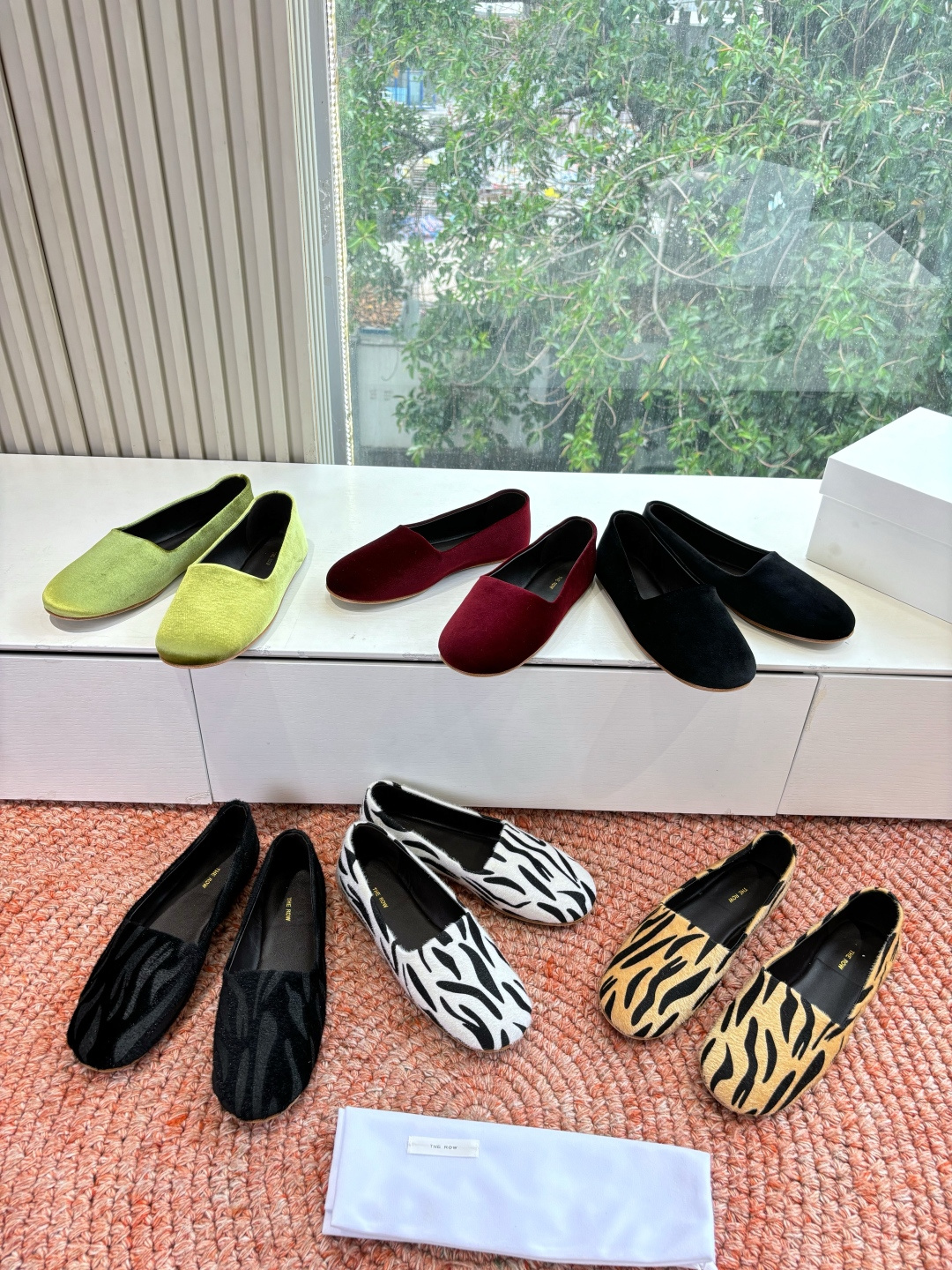 🌾G028😀THE ROW 新品极简圆头 玛丽珍单鞋The Row新一季的设计延续极简主义新款 Cana