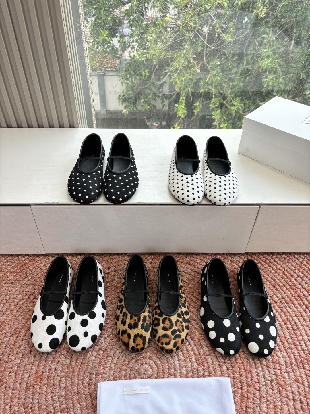 🌾G028😀THE ROW 新品极简圆头 玛丽珍单鞋The Row新一季的设计延续极简主义新款 Cana