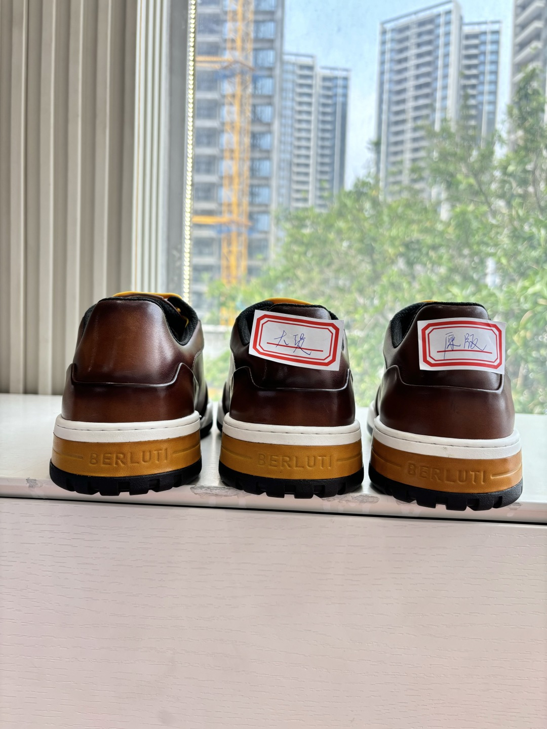 🌾G216重工Berluti- 新鞋款Playoff分享前陣子Berluti新款的Playoff鞋款剛上