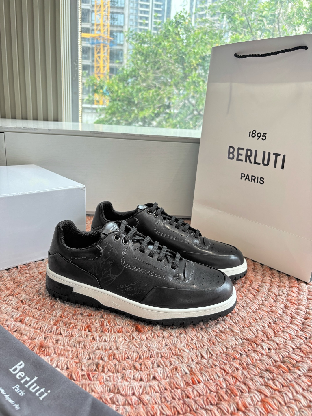 🌾G216重工Berluti- 新鞋款Playoff分享前陣子Berluti新款的Playoff鞋款剛上