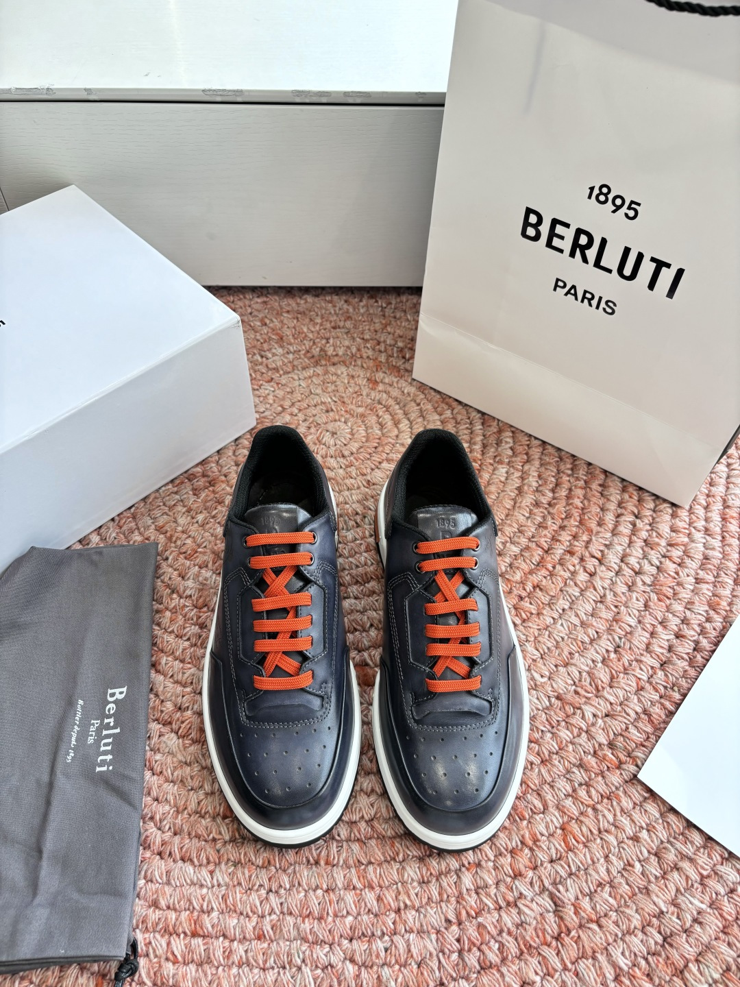 🌾G216重工Berluti- 新鞋款Playoff分享前陣子Berluti新款的Playoff鞋款剛上