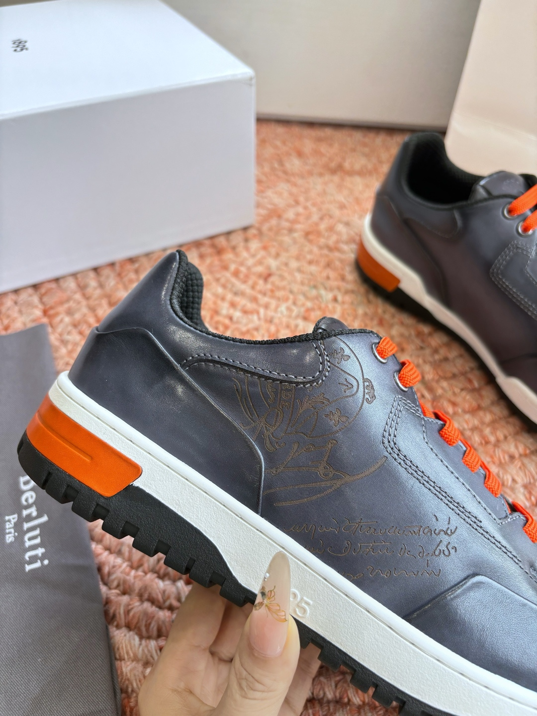 🌾G216重工Berluti- 新鞋款Playoff分享前陣子Berluti新款的Playoff鞋款剛上