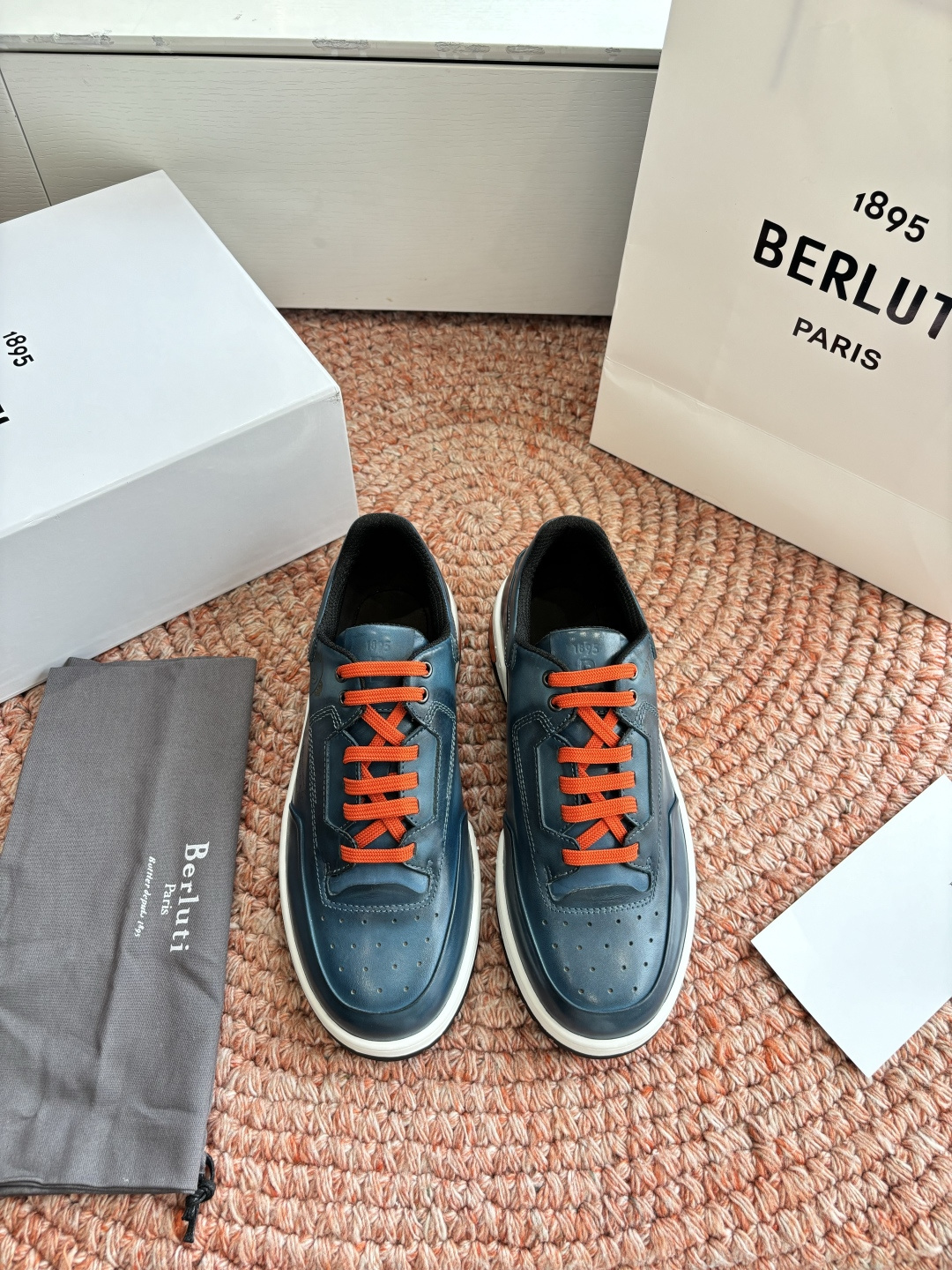 🌾G216重工Berluti- 新鞋款Playoff分享前陣子Berluti新款的Playoff鞋款剛上