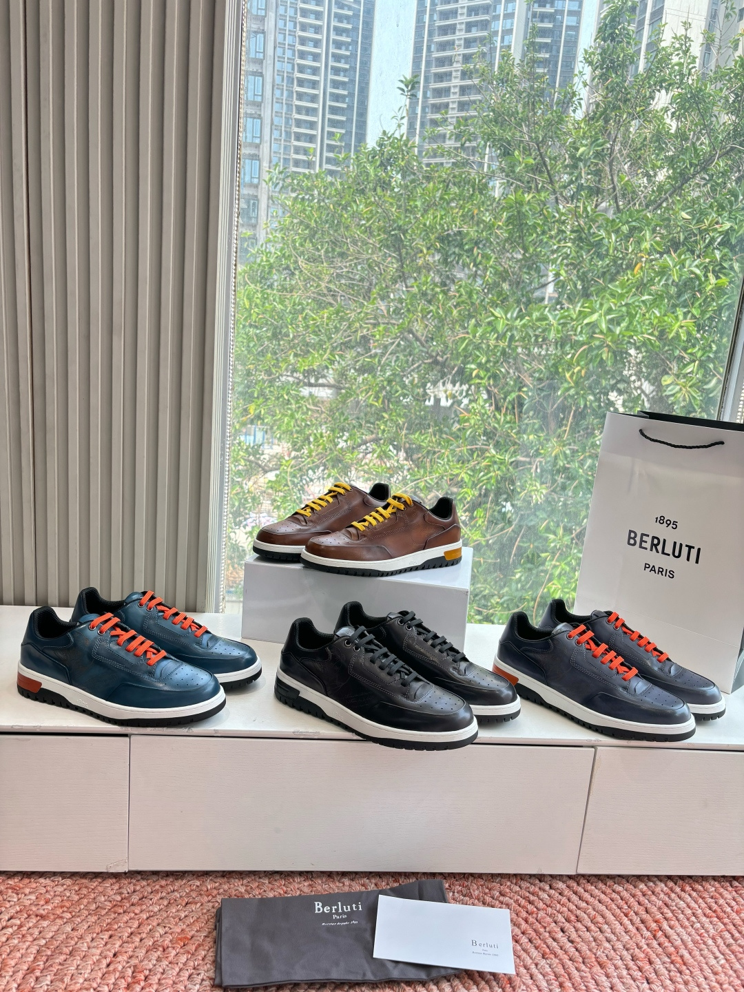 🌾G216重工Berluti- 新鞋款Playoff分享前陣子Berluti新款的Playoff鞋款剛上