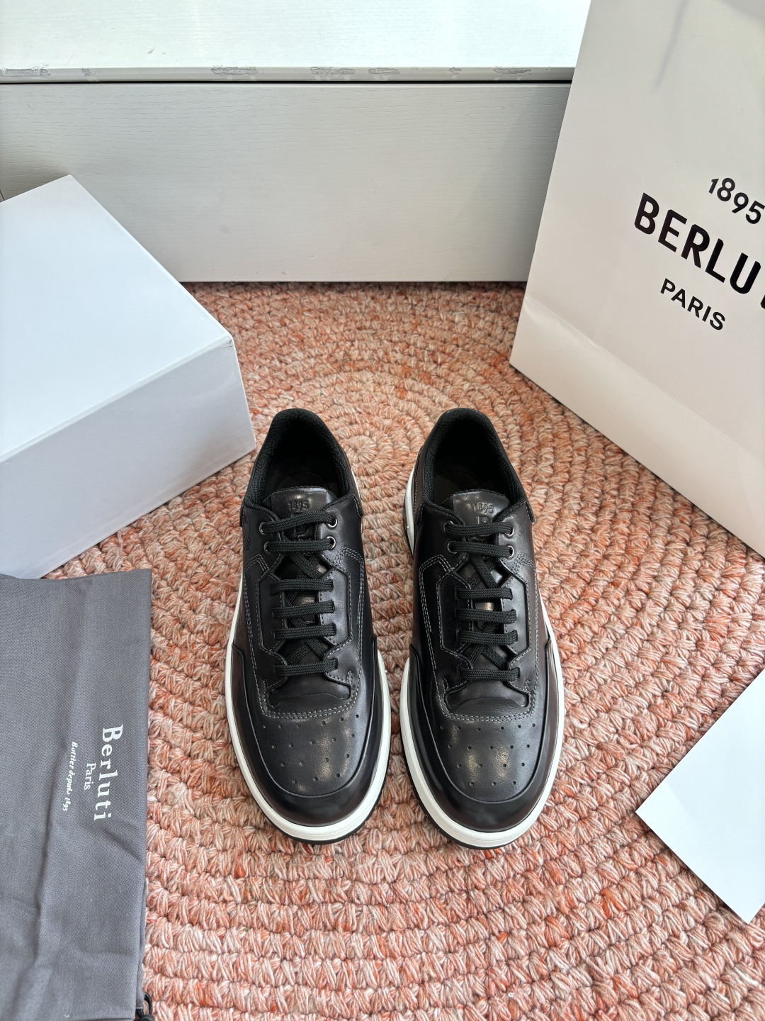 🌾G216重工Berluti- 新鞋款Playoff分享前陣子Berluti新款的Playoff鞋款剛上