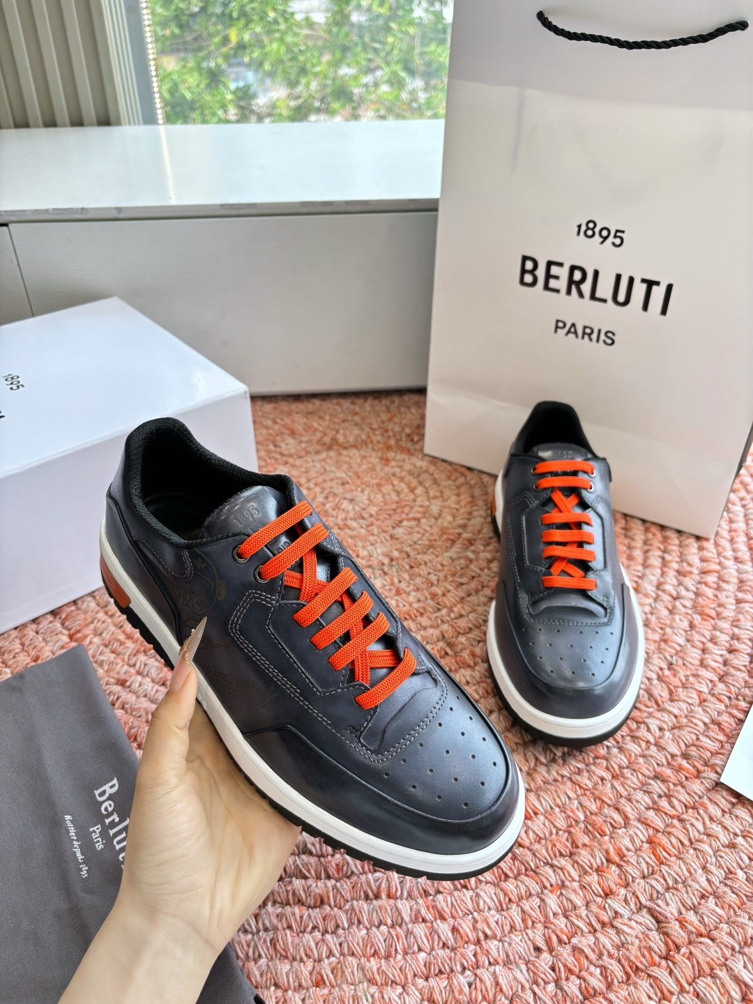 🌾G216重工Berluti- 新鞋款Playoff分享前陣子Berluti新款的Playoff鞋款剛上