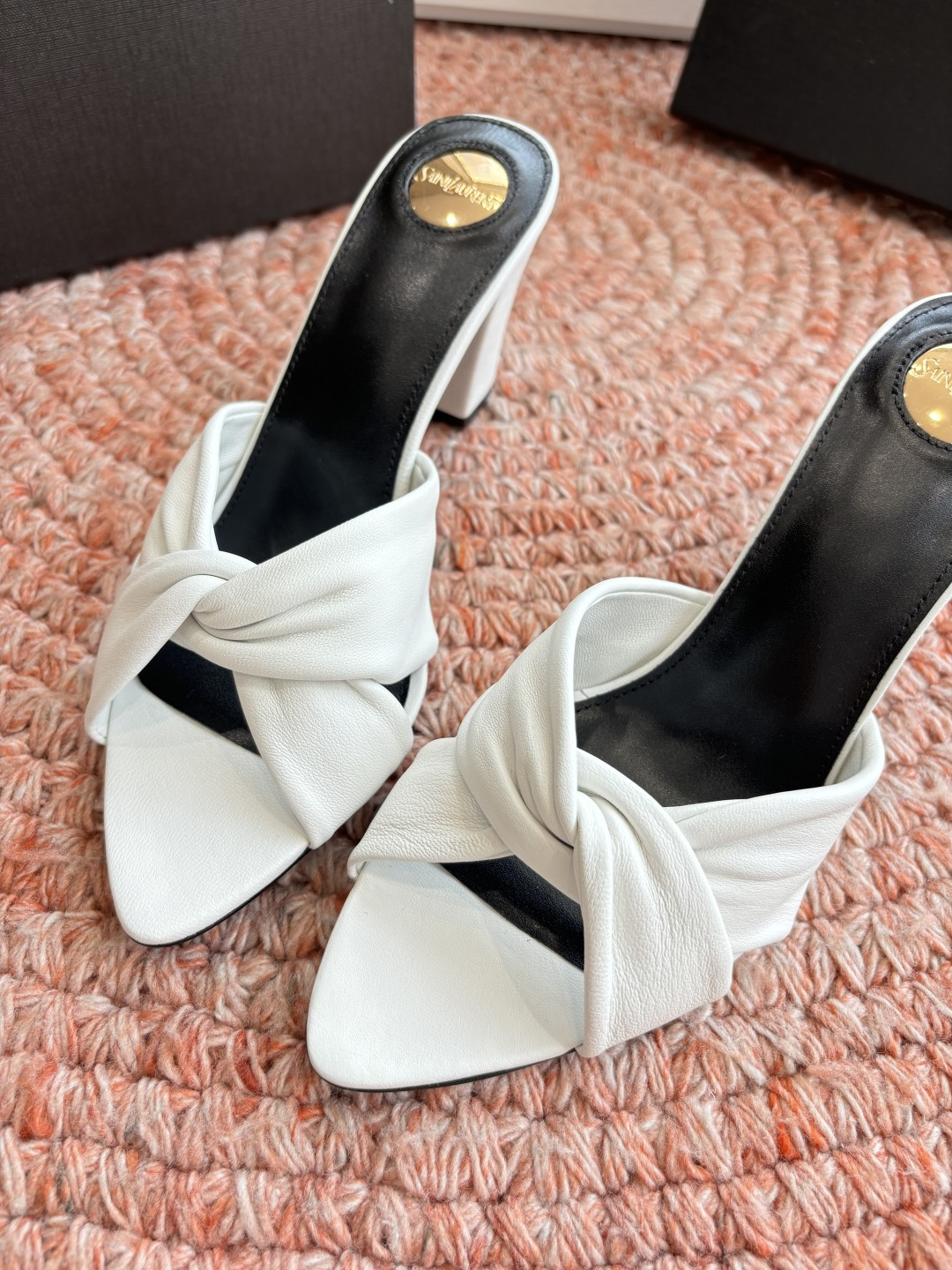 🌾G013顶级品质Saint Laurent / 圣罗兰LeeYSL姐姐的美丽尤物又是人间圣罗兰 Ros