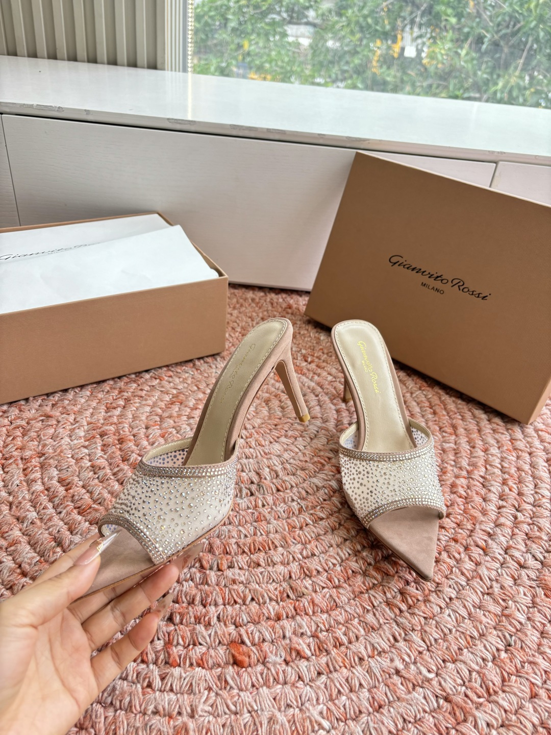 🌾G305😀GianvitoRossi吉安维托罗西网纱拖鞋凉鞋系列经典粉色羊反绒皮&粉色小羊皮超级百搭的