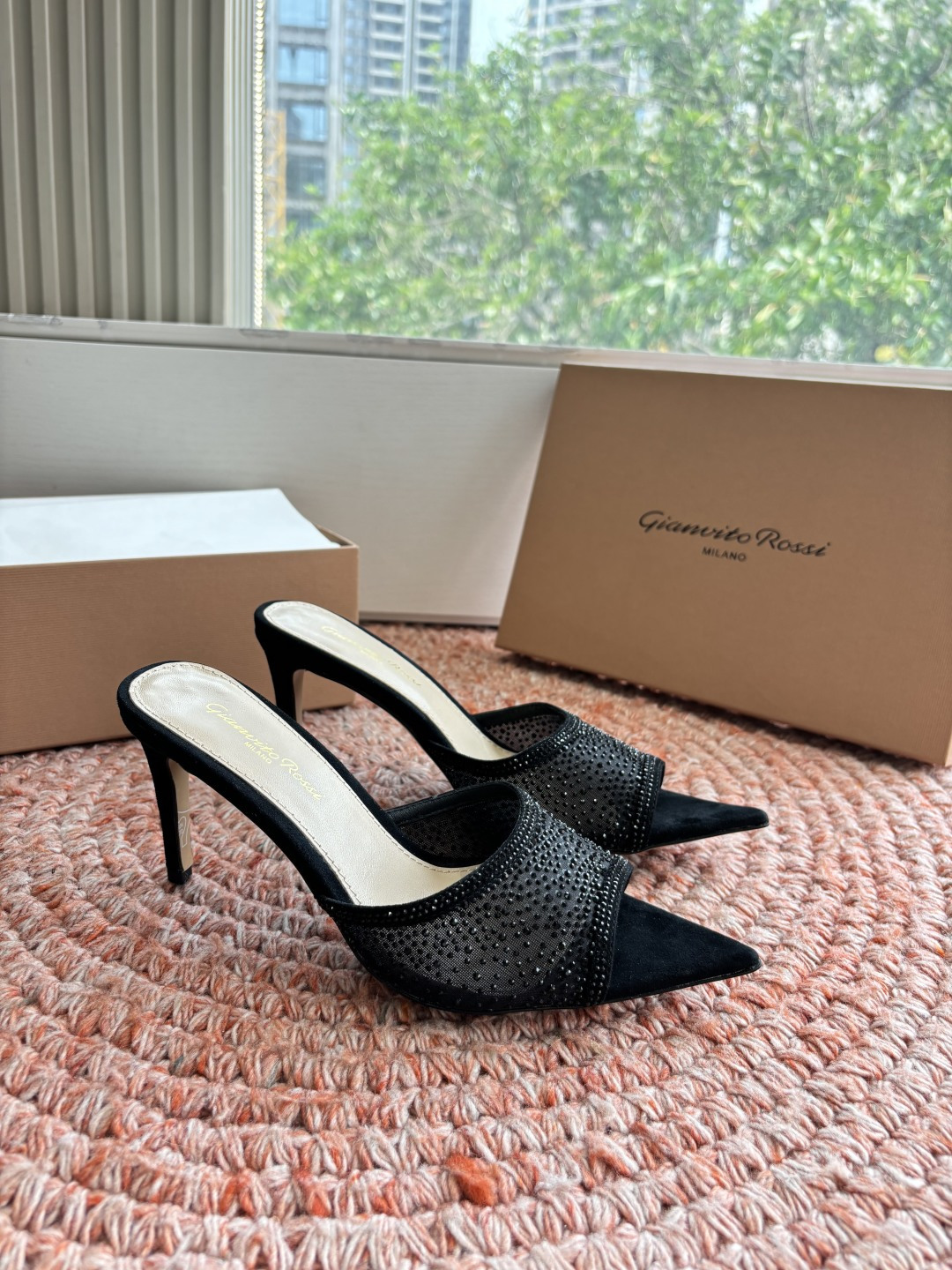 🌾G305😀GianvitoRossi吉安维托罗西网纱拖鞋凉鞋系列经典粉色羊反绒皮&粉色小羊皮超级百搭的