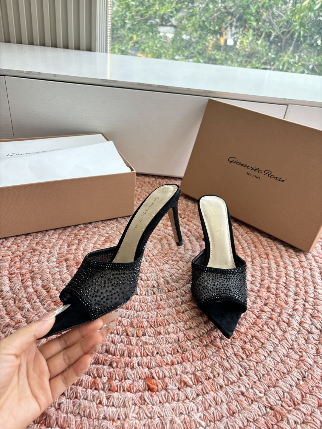 🌾G305😀GianvitoRossi吉安维托罗西网纱拖鞋凉鞋系列经典粉色羊反绒皮&粉色小羊皮超级百搭的