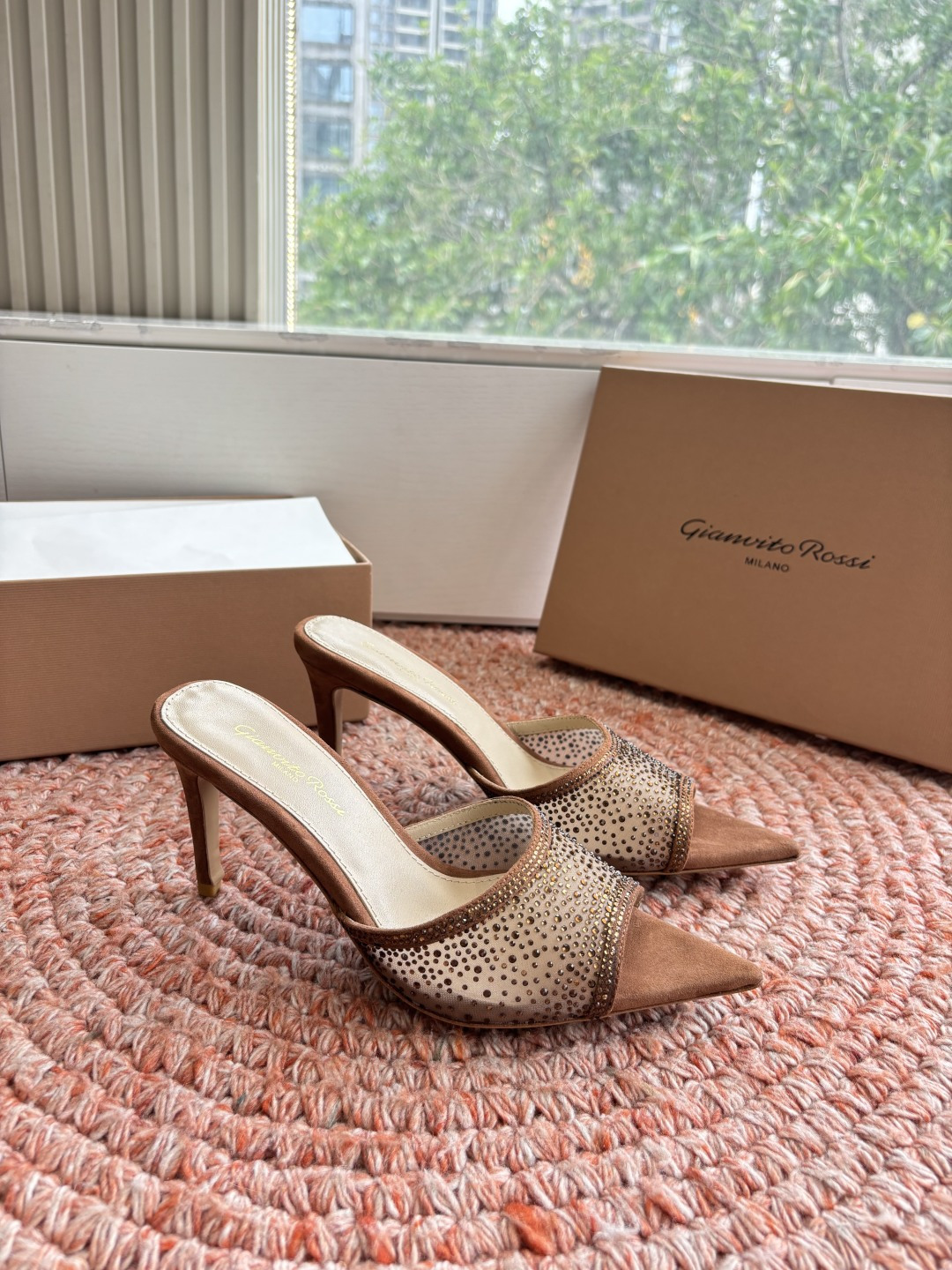 🌾G305😀GianvitoRossi吉安维托罗西网纱拖鞋凉鞋系列经典粉色羊反绒皮&粉色小羊皮超级百搭的