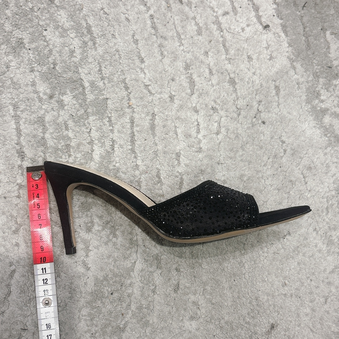 🌾G305😀GianvitoRossi吉安维托罗西网纱拖鞋凉鞋系列经典粉色羊反绒皮&粉色小羊皮超级百搭的