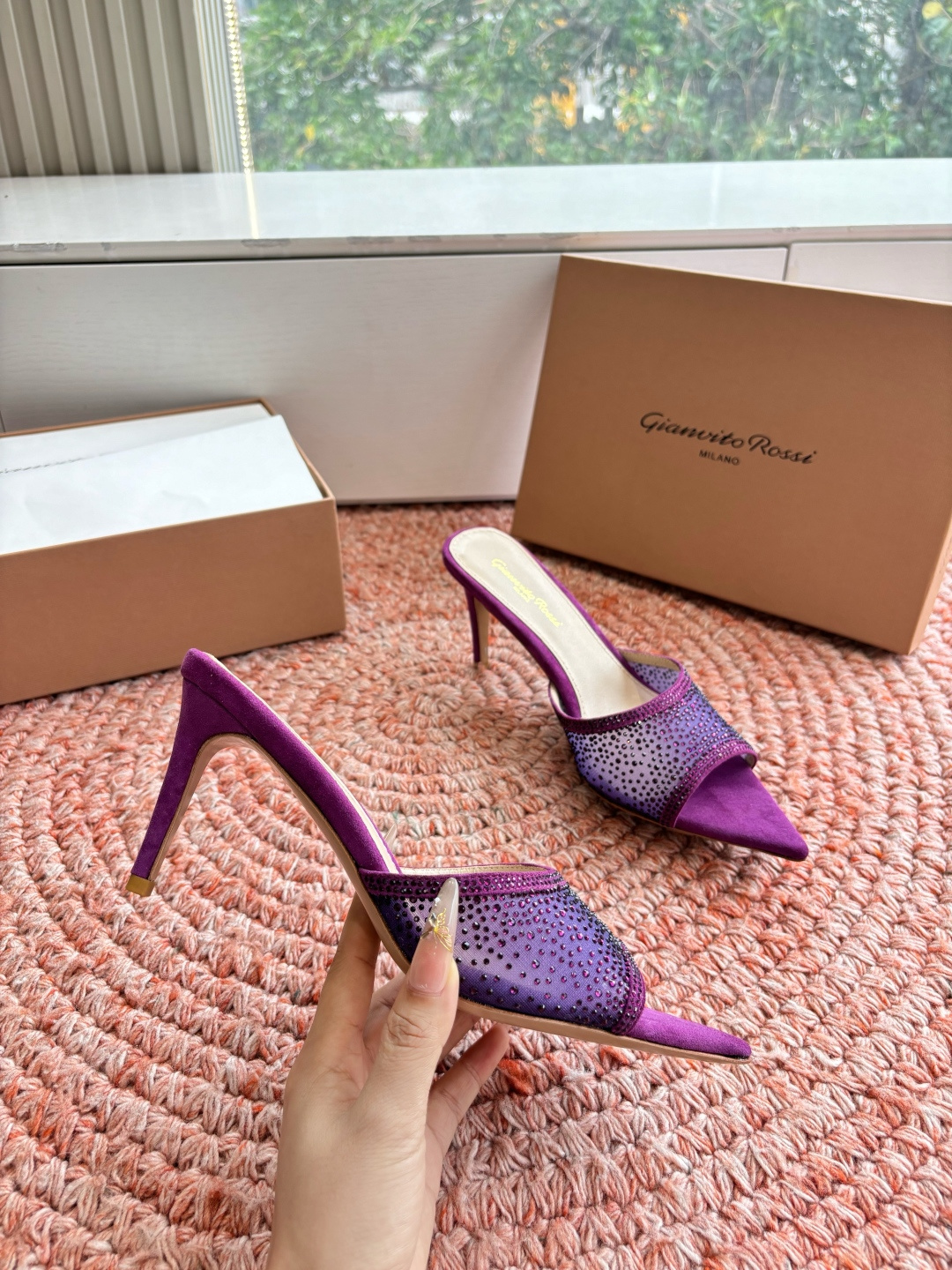 🌾G305😀GianvitoRossi吉安维托罗西网纱拖鞋凉鞋系列经典粉色羊反绒皮&粉色小羊皮超级百搭的