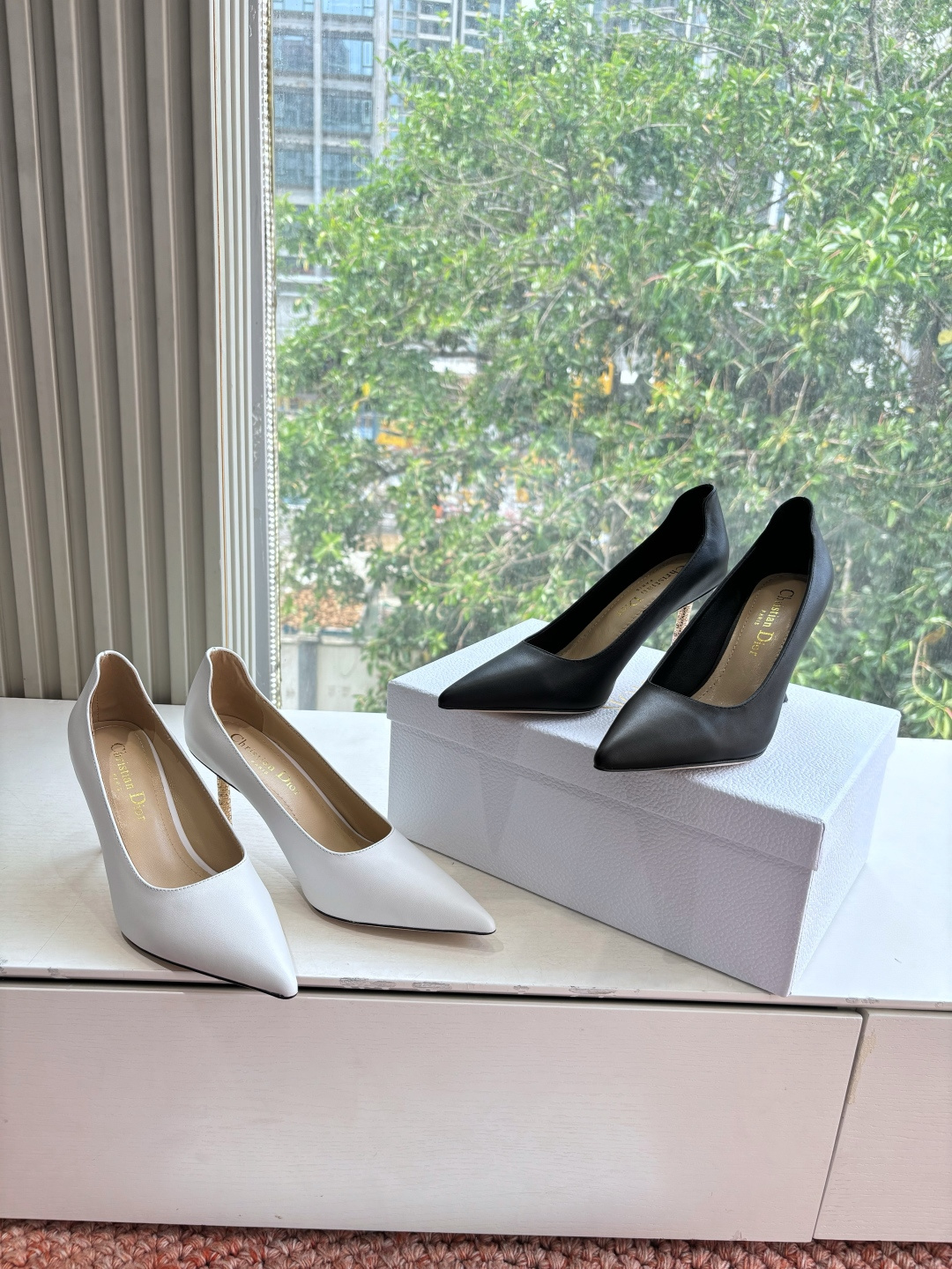 🌾G269所见即所得Dior迪奥2026春夏新款尖头玛丽珍平底单鞋鞋头CD扣装饰彰显品牌标志⚡满满的女人