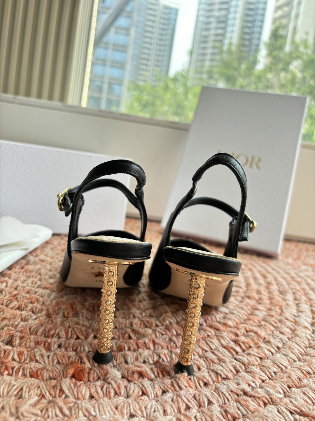 🌾G269所见即所得Dior迪奥2026春夏新款尖头玛丽珍平底单鞋鞋头CD扣装饰彰显品牌标志⚡满满的女人