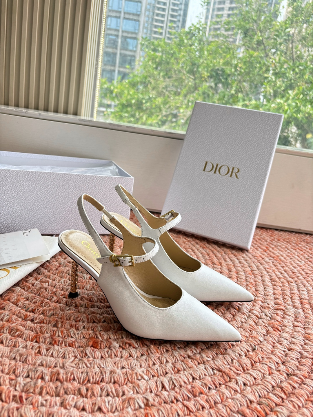 🌾G269所见即所得Dior迪奥2026春夏新款尖头玛丽珍平底单鞋鞋头CD扣装饰彰显品牌标志⚡满满的女人