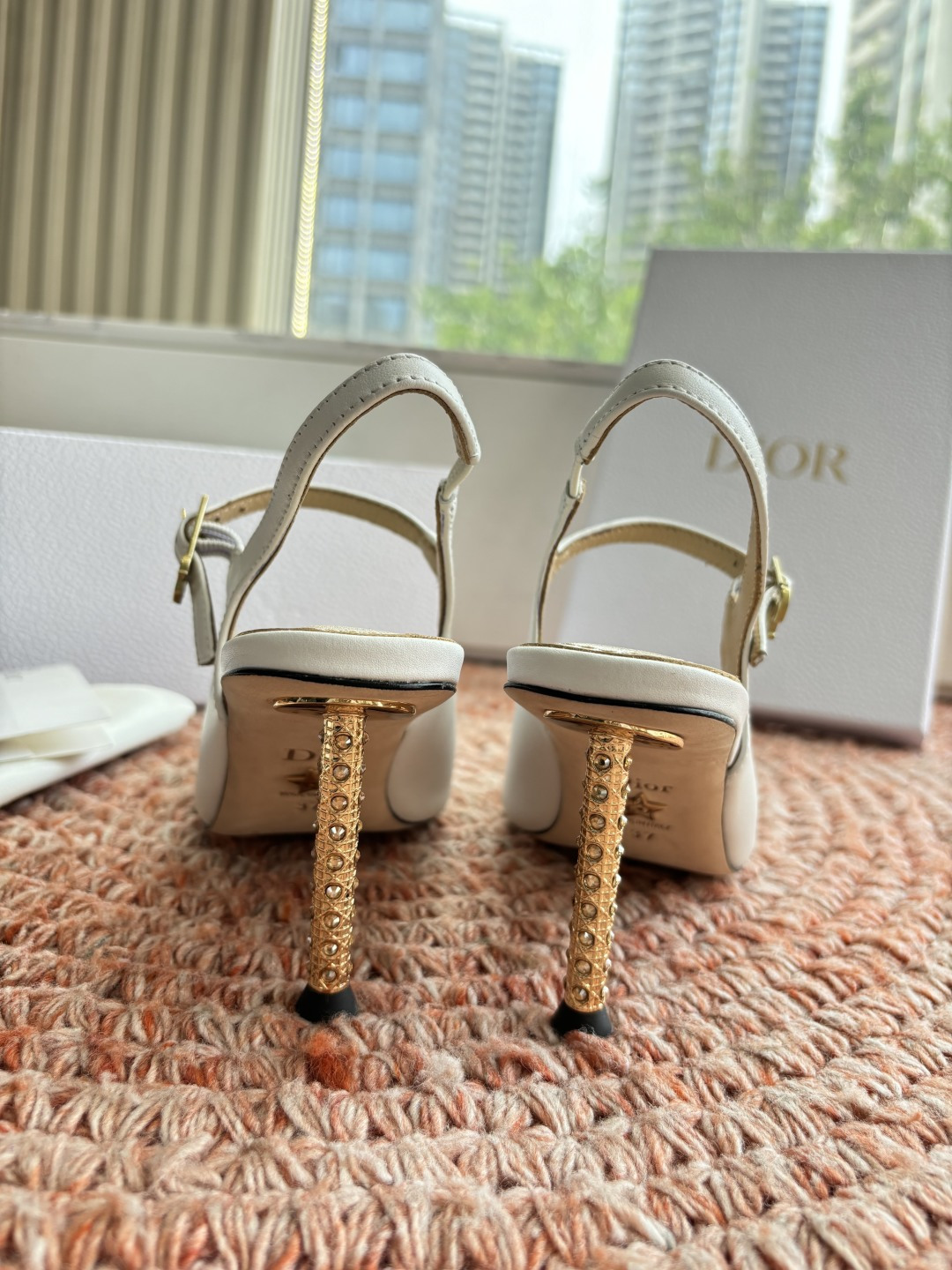 🌾G269所见即所得Dior迪奥2026春夏新款尖头玛丽珍平底单鞋鞋头CD扣装饰彰显品牌标志⚡满满的女人