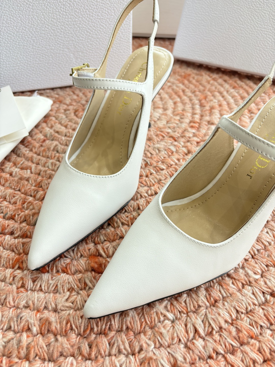 🌾G269所见即所得Dior迪奥2026春夏新款尖头玛丽珍平底单鞋鞋头CD扣装饰彰显品牌标志⚡满满的女人