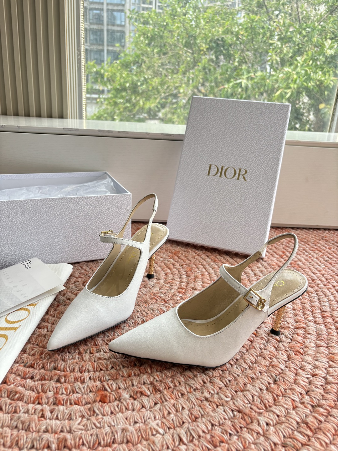 🌾G269所见即所得Dior迪奥2026春夏新款尖头玛丽珍平底单鞋鞋头CD扣装饰彰显品牌标志⚡满满的女人