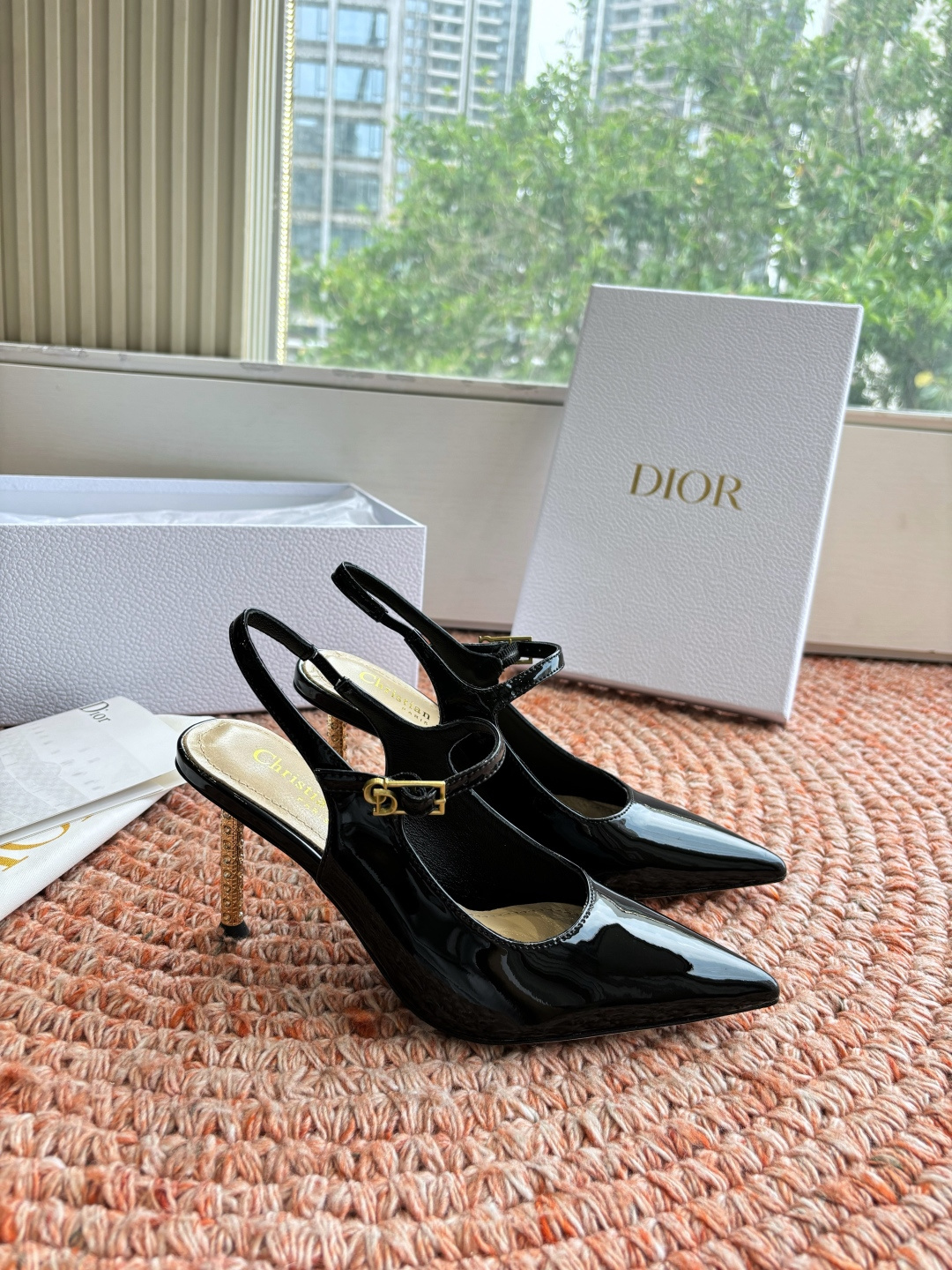 🌾G269所见即所得Dior迪奥2026春夏新款尖头玛丽珍平底单鞋鞋头CD扣装饰彰显品牌标志⚡满满的女人