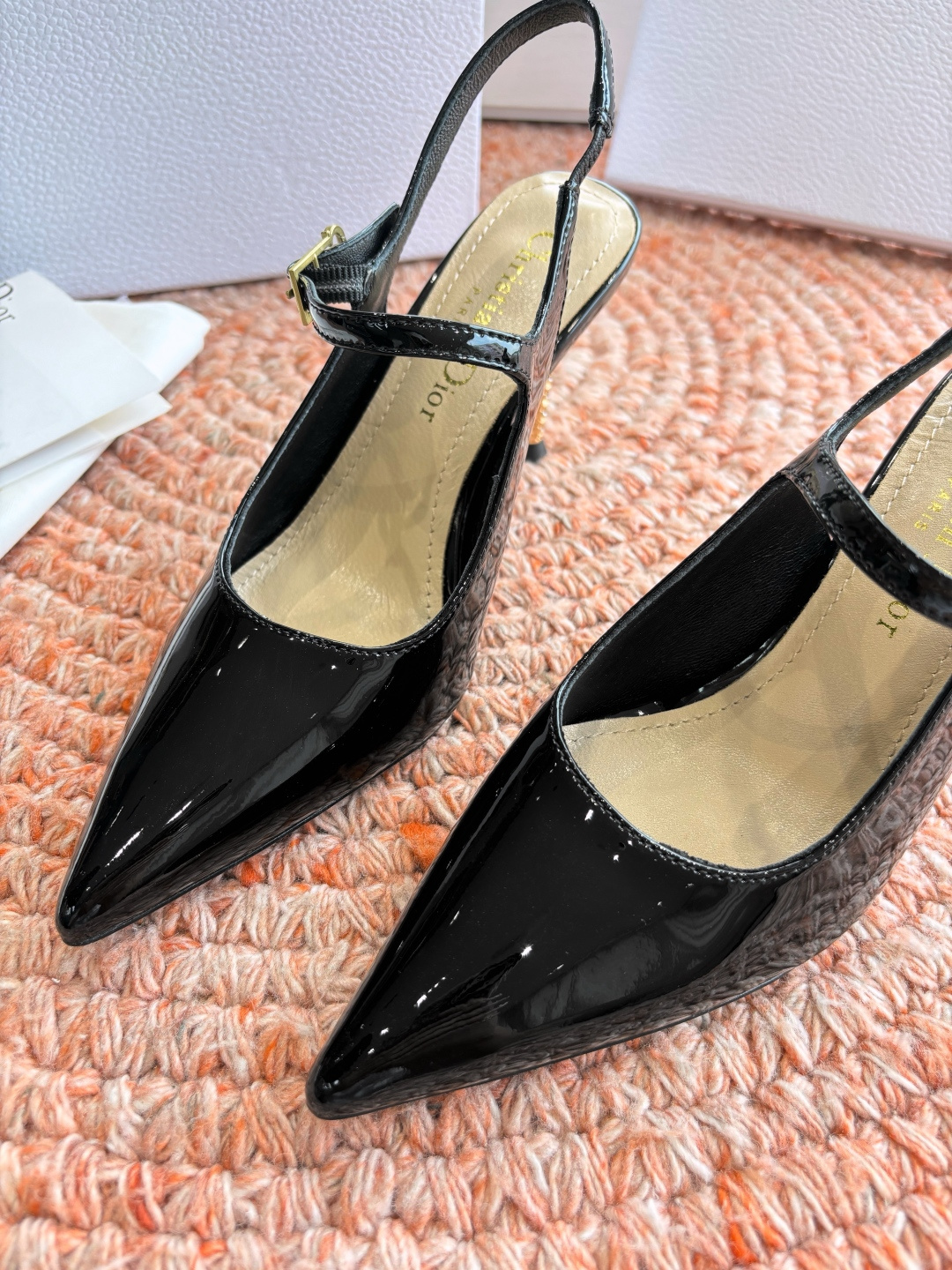 🌾G269所见即所得Dior迪奥2026春夏新款尖头玛丽珍平底单鞋鞋头CD扣装饰彰显品牌标志⚡满满的女人